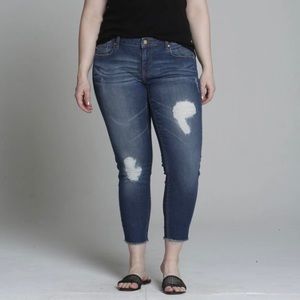 Vigoss Jagger Skinny Dark Wash Distressed Jeans Sz 18